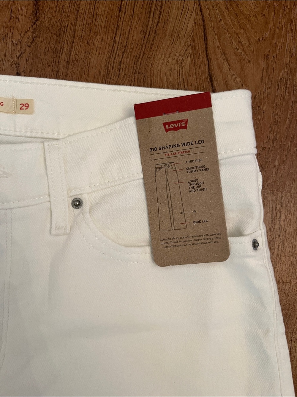NWT Levi’s 318 Shaping Wide Leg Jeans - Picture 6 of 13